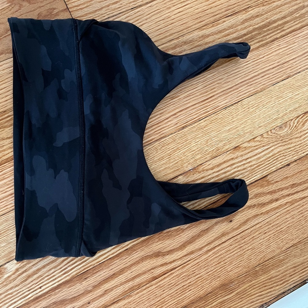 Lululemon Align Reversible Bra Light Support Size 4 - Picture 5 of 11